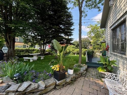 Cour - 9 Av. Chassé, Kamouraska, QC - Outdoor