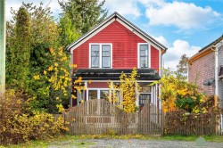 2765 Penrith Ave  Cumberland, BC V0R 1S0