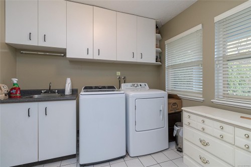 1151 Cherry Rd, Saanich, BC 