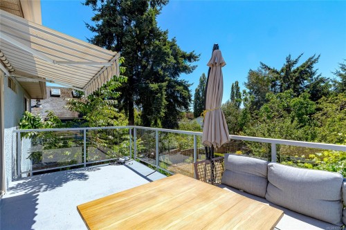 1151 Cherry Rd, Saanich, BC 