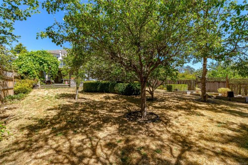 1151 Cherry Rd, Saanich, BC 