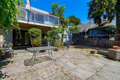 1151 Cherry Rd, Saanich, BC 