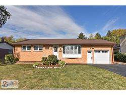 1050 SCOFIELD Avenue  Windsor, ON N9G 1L7