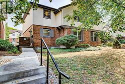 3 - 104 MCDOUGALL ROAD  Waterloo, ON N2L 5C5