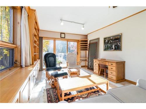 295 Montgomery St, Fredericton, NB 