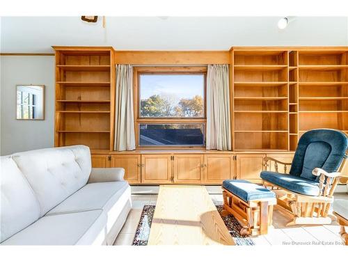 295 Montgomery St, Fredericton, NB 