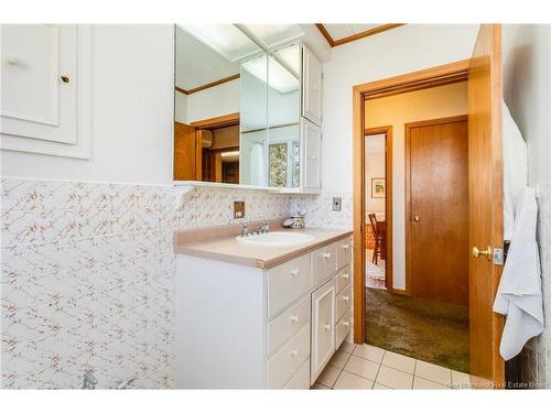 295 Montgomery St, Fredericton, NB 