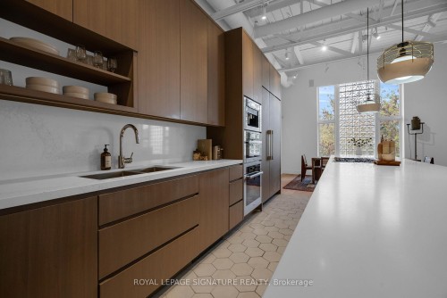 209-676 Richmond Street W, Toronto, ON - Indoor Photo Showing Kitchen With Double Sink