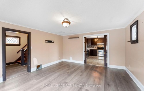 1008 Tottenham Road, New Tecumseth, ON - Indoor Photo Showing Other Room