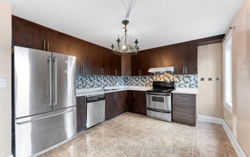1008 Tottenham Road, New Tecumseth, ON - Indoor Photo Showing Kitchen