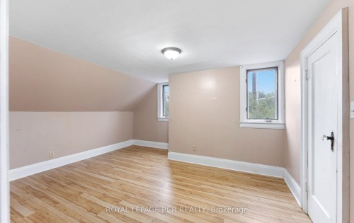 1008 Tottenham Road, New Tecumseth, ON - Indoor Photo Showing Other Room