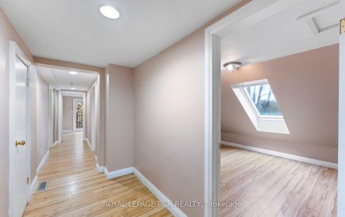 1008 Tottenham Road, New Tecumseth, ON - Indoor Photo Showing Other Room