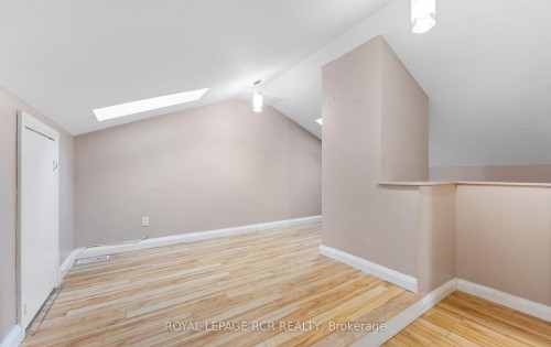 1008 Tottenham Road, New Tecumseth, ON - Indoor Photo Showing Other Room