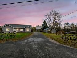 6874 Highway 354 Kennetcook, NS B0N 1P0