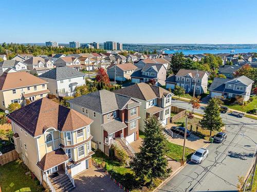 7 Fathom Court, Halifax, NS 