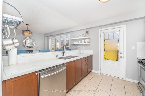 6 Baby Pointe Trail, Brampton, ON - Indoor Photo Showing Kitchen With Double Sink