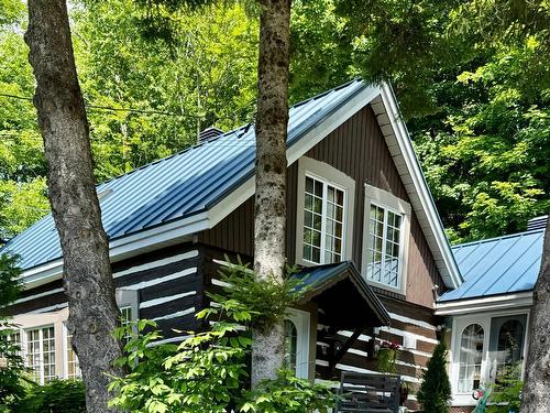 Exterior entrance - 1595 Ch. Du Lac-Des-Becs-Scie O., Saint-Sauveur, QC - Outdoor