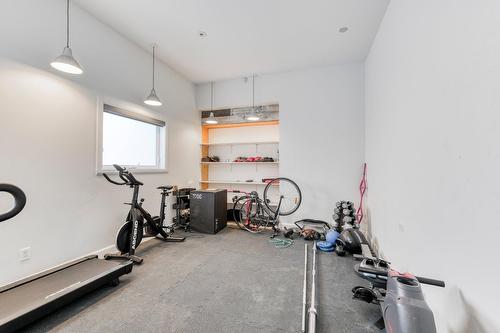 Salle d'exercice - 1883 Rue Honoré-Beaugrand, Montréal (Mercier/Hochelaga-Maisonneuve), QC - Indoor Photo Showing Gym Room