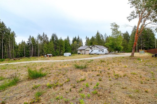 285 Polegate Rd, Qualicum Beach, BC 