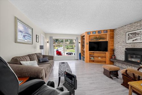 515 Philpott Road, Okanagan Falls, BC - Indoor Photo Showing Living Room With Fireplace