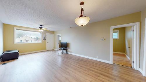203 5Th Avenue, Cranbrook, BC - Indoor