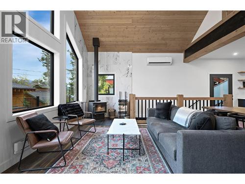 1614 Lower Lakeview Lane, Invermere, BC - Indoor