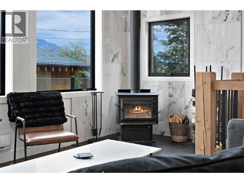 1614 Lower Lakeview Lane, Invermere, BC - Indoor With Fireplace