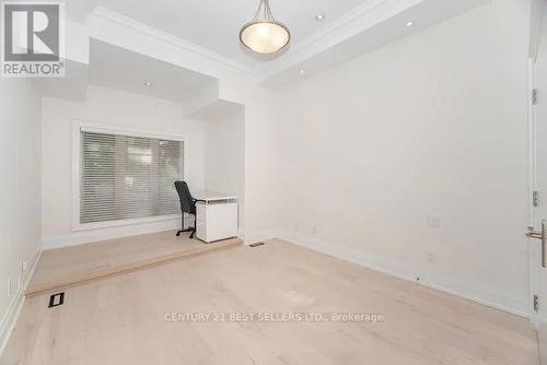 1595 Calverton Court, Mississauga, ON - Indoor Photo Showing Other Room