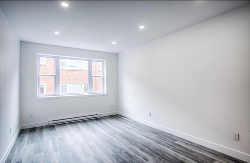 Salon - 17-4570 Av. Walkley, Montréal (Côte-Des-Neiges/Notre-Dame-De-Grâce), QC - Indoor Photo Showing Other Room