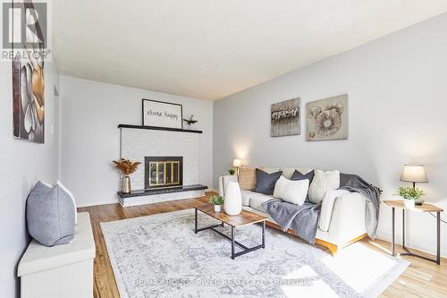 607 Carlisle Street, Cobourg, ON - Indoor Photo Showing Living Room With Fireplace