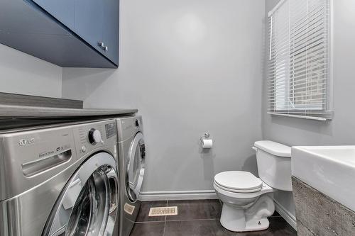 Salle d'eau - 7161 Rue Des Gaspareaux, Terrebonne (La Plaine), QC - Indoor Photo Showing Laundry Room