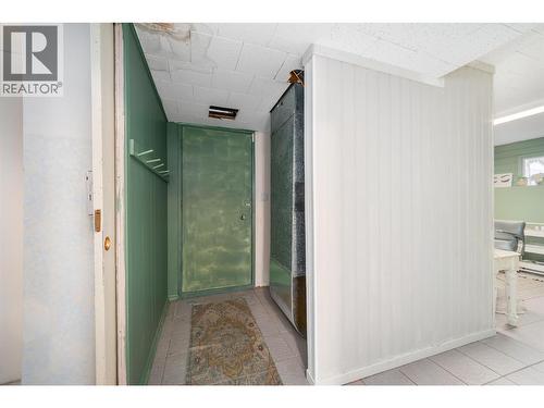 1012 33 Avenue, Vernon, BC - Indoor Photo Showing Other Room