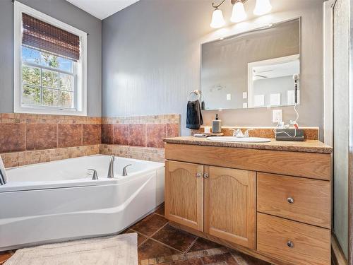 3 Maceachern Loop, Lower South River, NS 