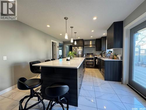 1703 Hunter Place E, Regina, SK - Indoor Photo Showing Kitchen With Upgraded Kitchen