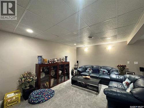 1703 Hunter Place E, Regina, SK - Indoor