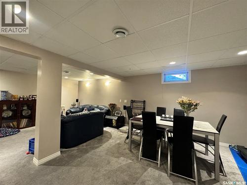 1703 Hunter Place E, Regina, SK - Indoor