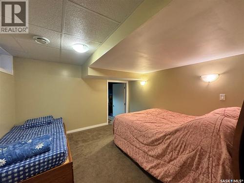 1703 Hunter Place E, Regina, SK - Indoor Photo Showing Bedroom