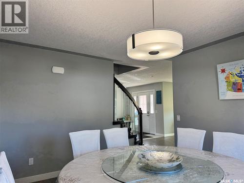 1703 Hunter Place E, Regina, SK - Indoor Photo Showing Dining Room