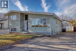 7 Howell AVENUE  Saskatoon, SK S7L 3S7