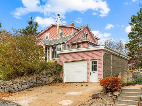 17 Idlewylde Road, Halifax, NS 