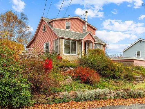 17 Idlewylde Road, Halifax, NS 