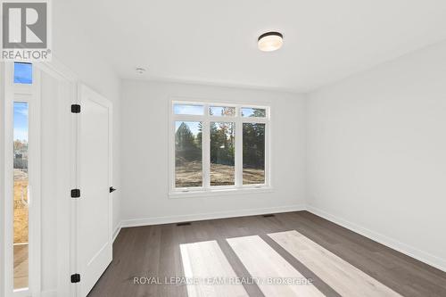 1054 Turner Drive, Brockville, ON - Indoor Photo Showing Other Room