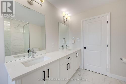 161 Mcleod Street, North Middlesex (Parkhill), ON - Indoor Photo Showing Bathroom