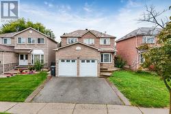 71 RAVENSWOOD DRIVE  Brampton, ON L6Y 4A1