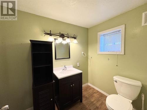 41 Elgin St, Chapleau, ON - Indoor Photo Showing Bathroom