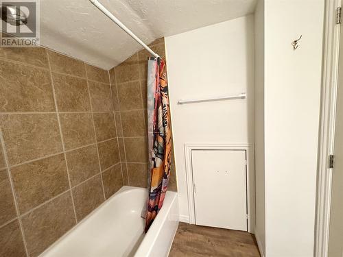 41 Elgin St, Chapleau, ON - Indoor Photo Showing Bathroom