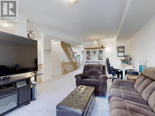 29 - 2657 Deputy Minister Path, Oshawa, ON - Indoor Photo Showing Living Room