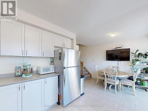29 - 2657 Deputy Minister Path, Oshawa, ON - Indoor Photo Showing Kitchen