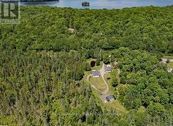 Close to Lake Vernon - 