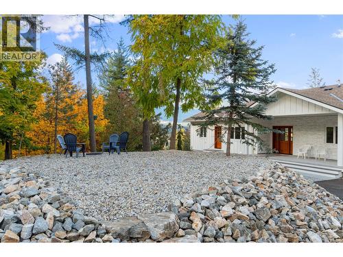 633 9 Street Se, Salmon Arm, BC - Outdoor With Deck Patio Veranda